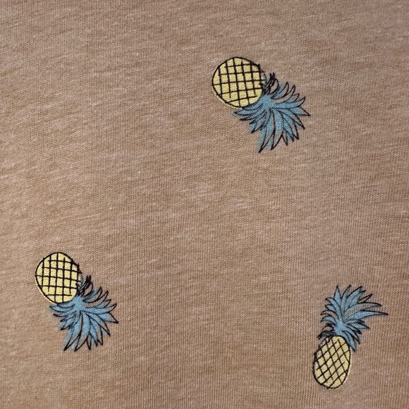 Free Planet Pineapple T-shirt Men’s/Unisex Small - Picture 3 of 7